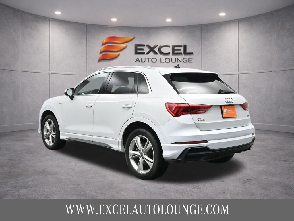 Used 2020 Audi Q3 2.0T Premium Plus w/ Premium Plus Package image 5