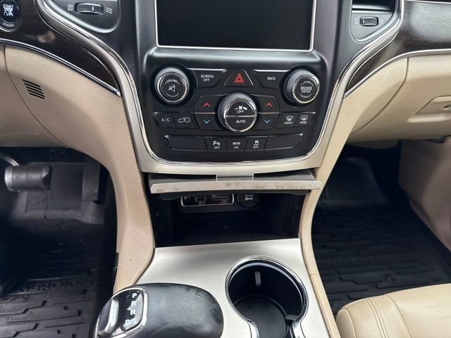 Used 2014 Jeep Grand Cherokee Limited w/ Trailer Tow Group IV image 21