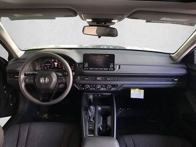 Used 2023 Honda Accord EX image 17