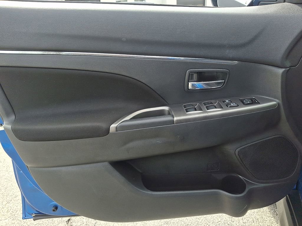 Used 2019 Mitsubishi Outlander Sport ES image 14