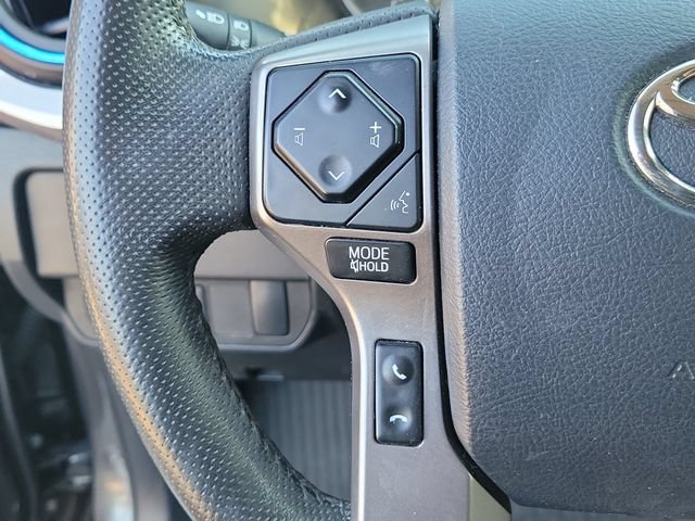 Used 2020 Toyota Tacoma SR5 RWD image 25