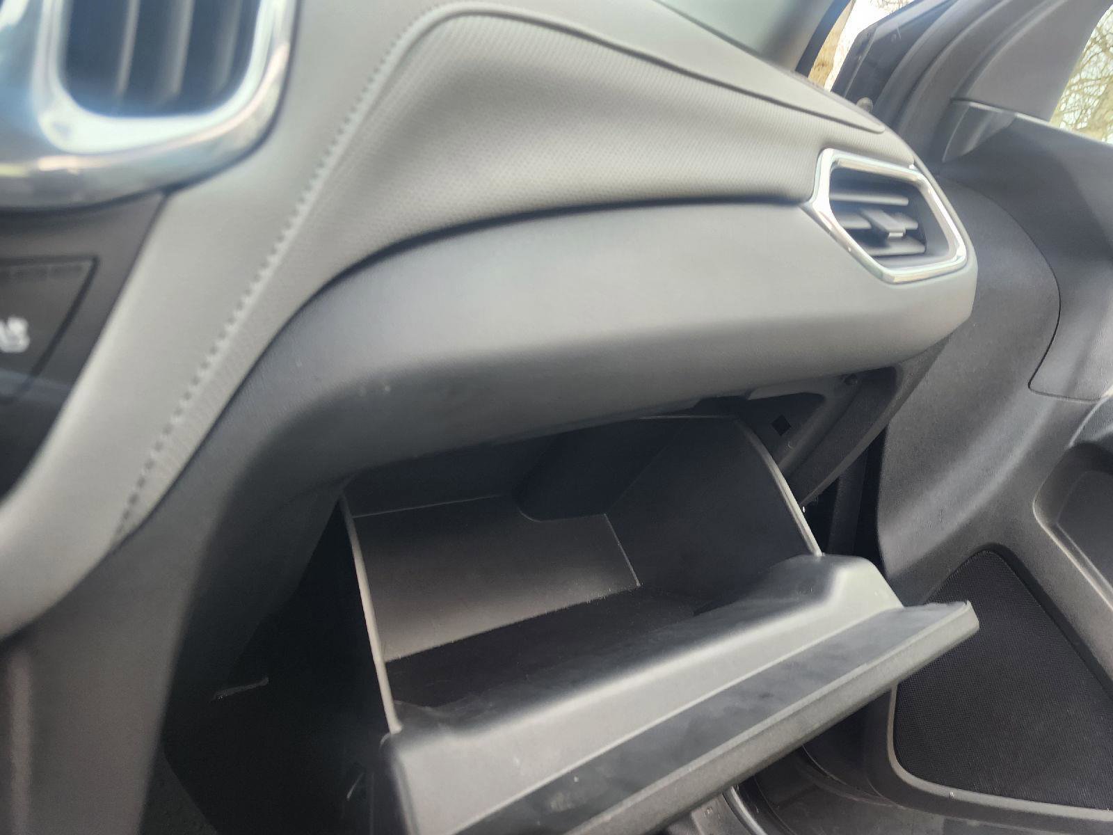 Used 2020 Chevrolet Equinox Premier image 24