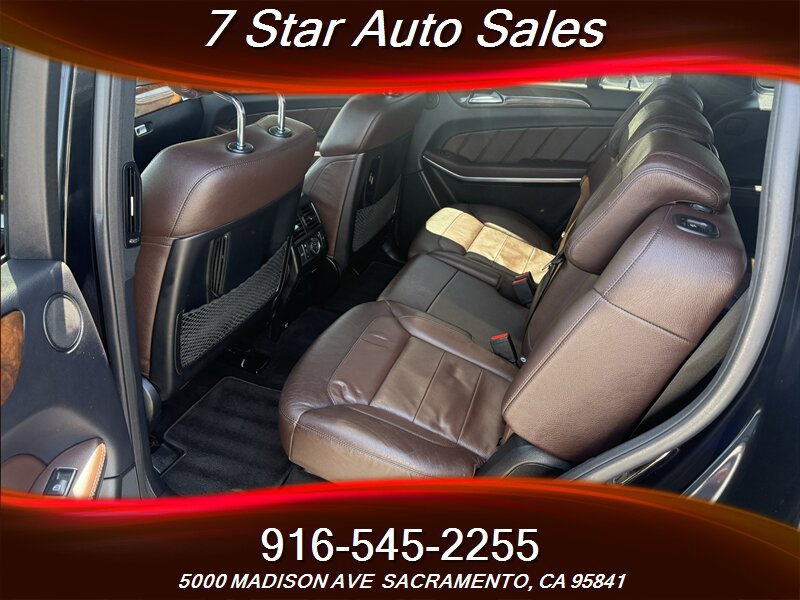Used 2015 Mercedes-Benz GL 550 4MATIC image 18