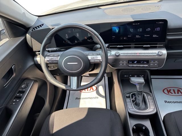 Used 2024 Hyundai Kona SEL AWD/4WD image 13