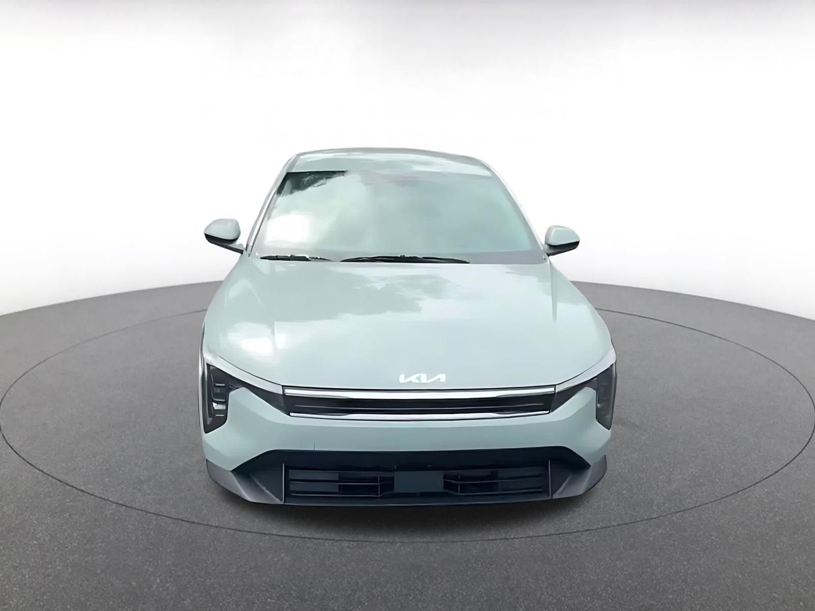 Used 2025 Kia K4 FWD image 4