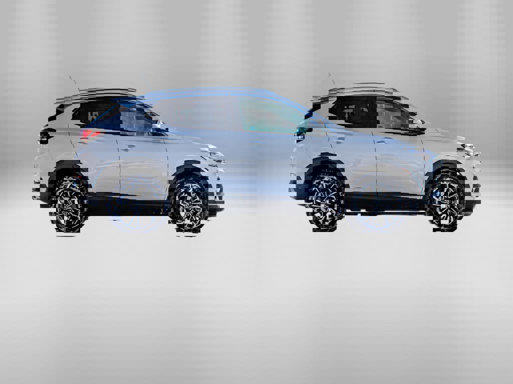 Used 2023 Buick Encore GX Select image 2