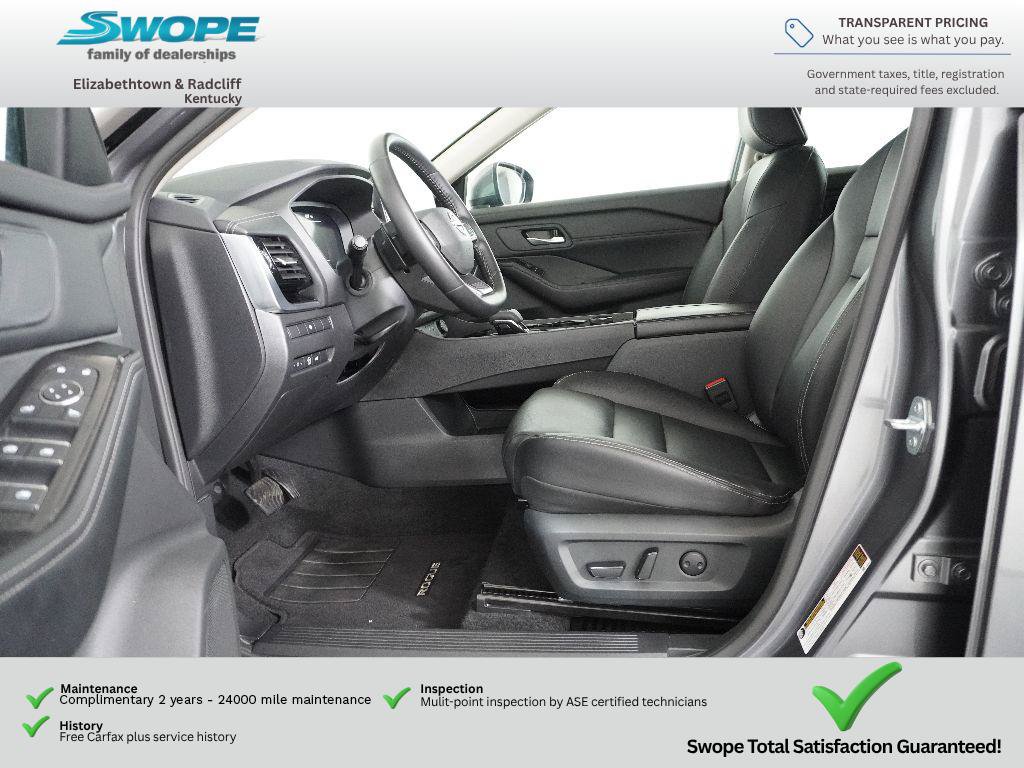 Used 2026 Nissan Rogue SL AWD/4WD image 13
