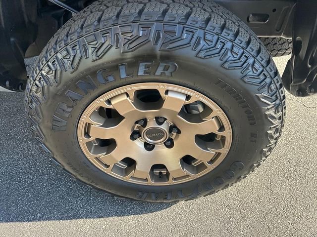 Certified 2025 Toyota Tacoma Trailhunter image 26