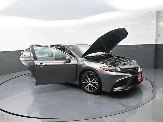 Used 2024 Toyota Camry SE FWD image 41