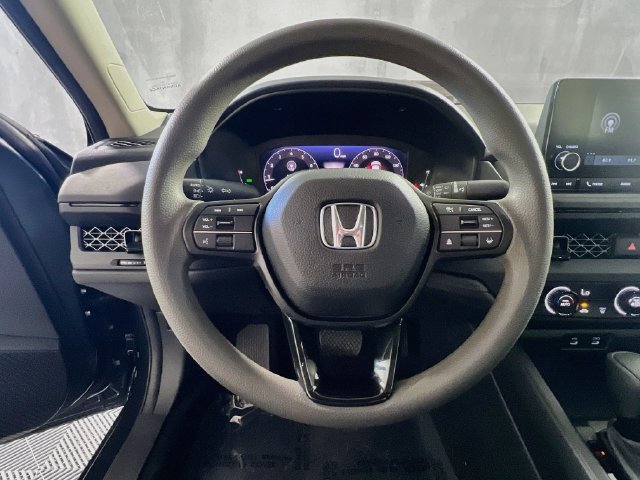 Used 2023 Honda Accord LX image 16