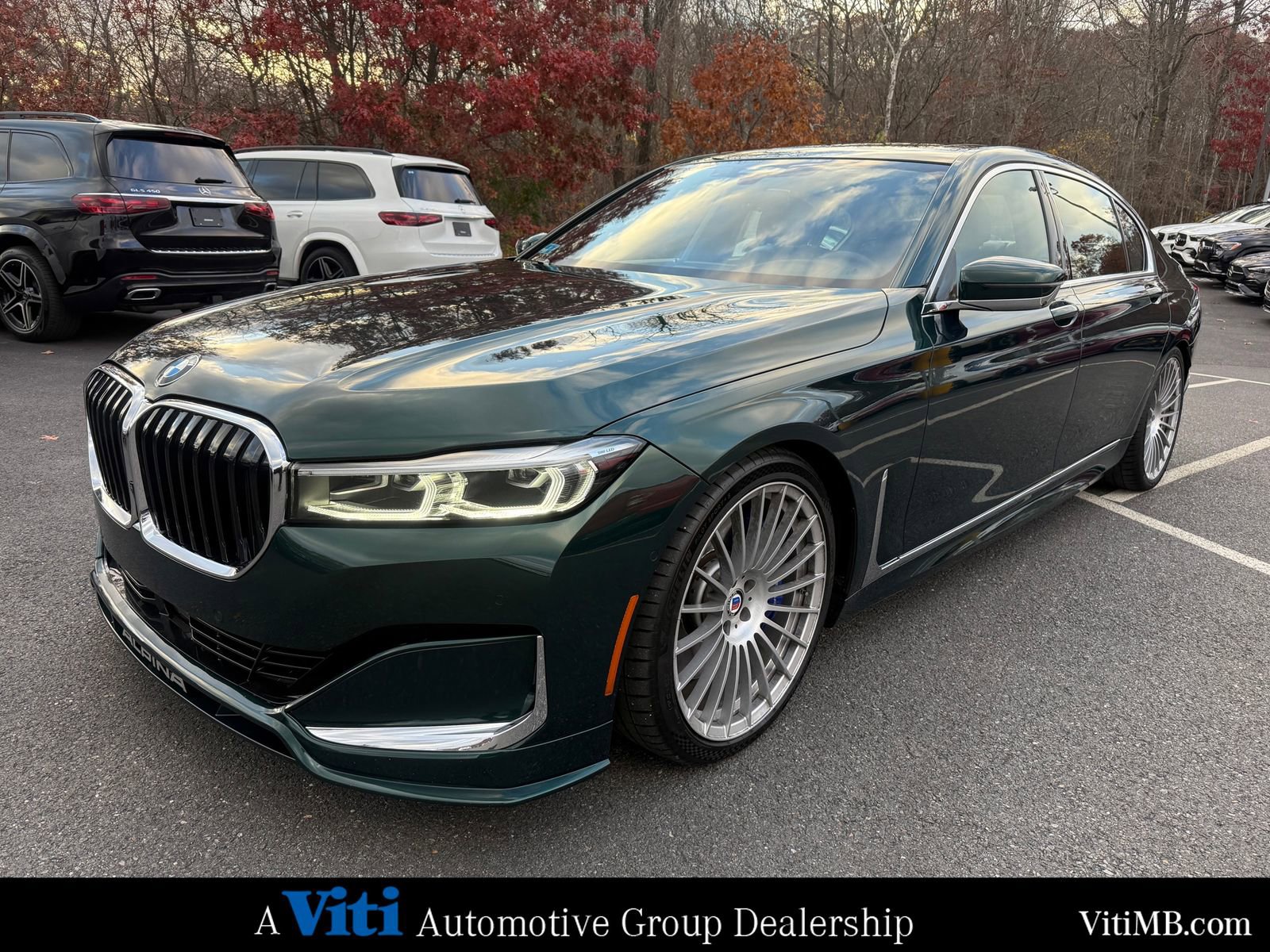 Used 2022 BMW ALPINA B7 xDrive w/ Luxury Rear Seating Package image 4