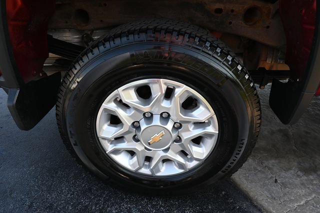 Used 2022 Chevrolet Silverado 2500 LT AWD/4WD image 12