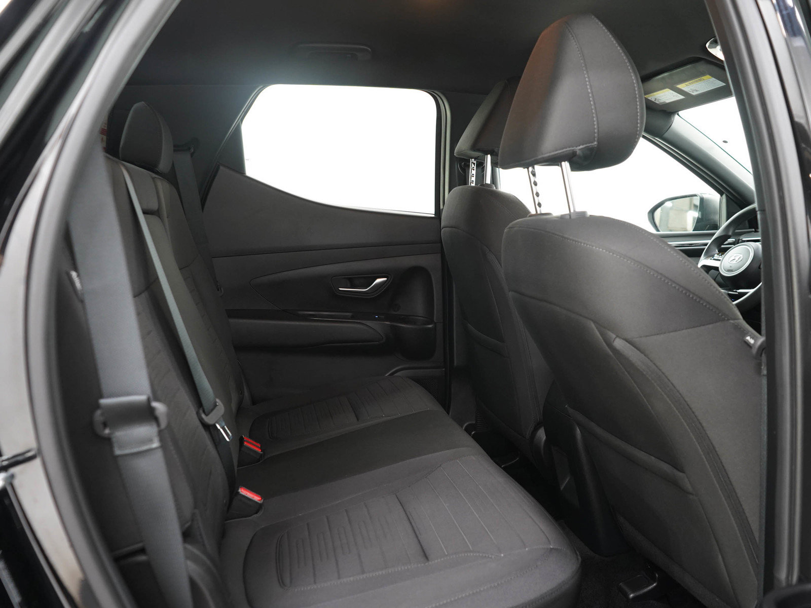 Used 2024 Hyundai Santa Cruz SE AWD/4WD image 14