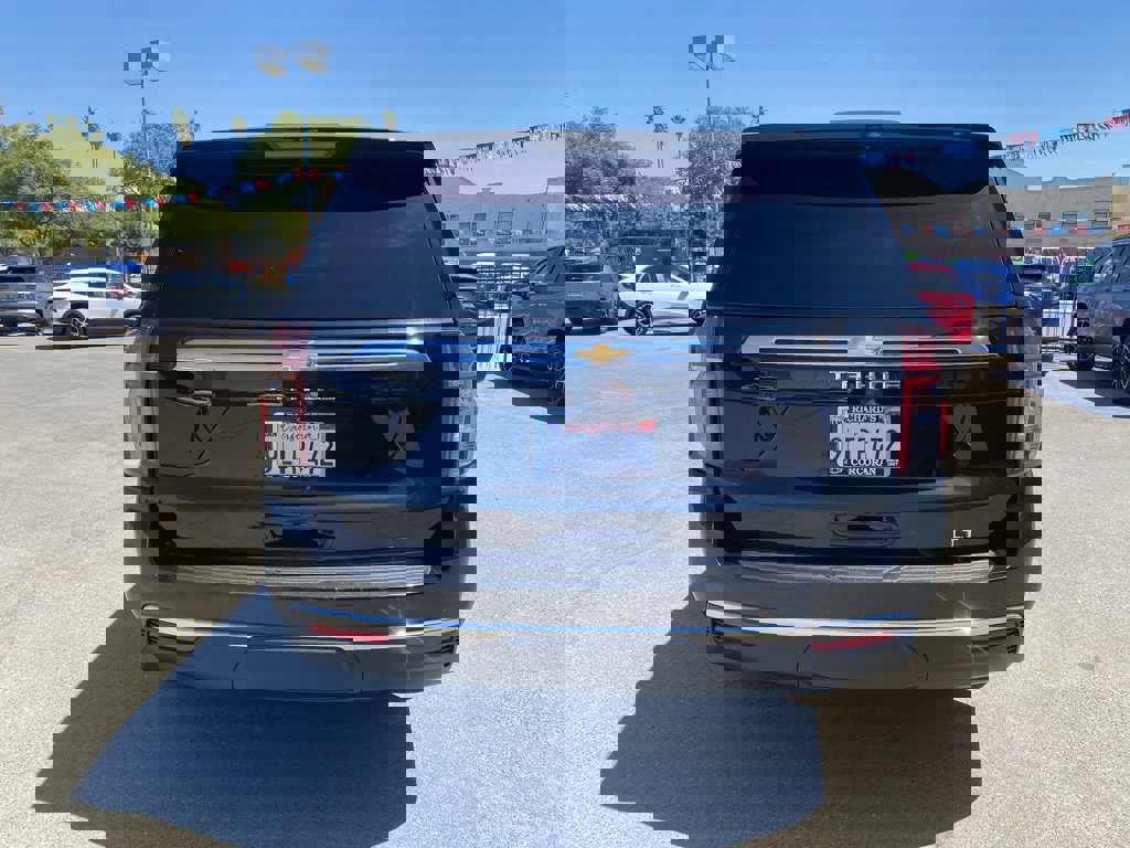 Used 2021 Chevrolet Tahoe LT image 14