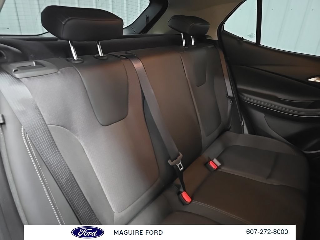 Used 2023 Buick Encore GX Preferred w/ Cold Weather Comfort Package AWD/4WD image 19