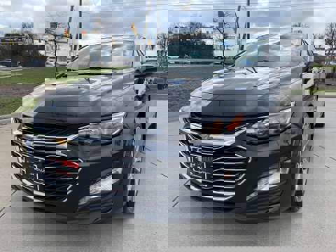 Used 2023 Chevrolet Malibu LT image 4