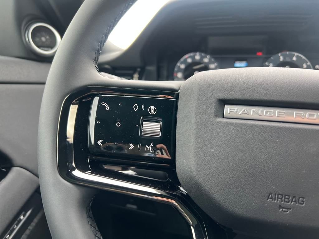 New 2026 Land Rover Range Rover Evoque Dynamic SE image 20