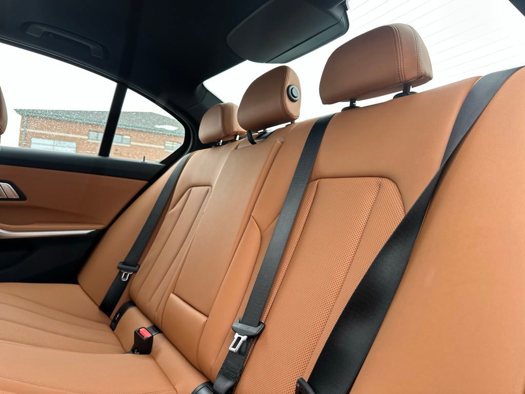 New 2026 BMW 330i xDrive Sedan w/ Premium Package image 21