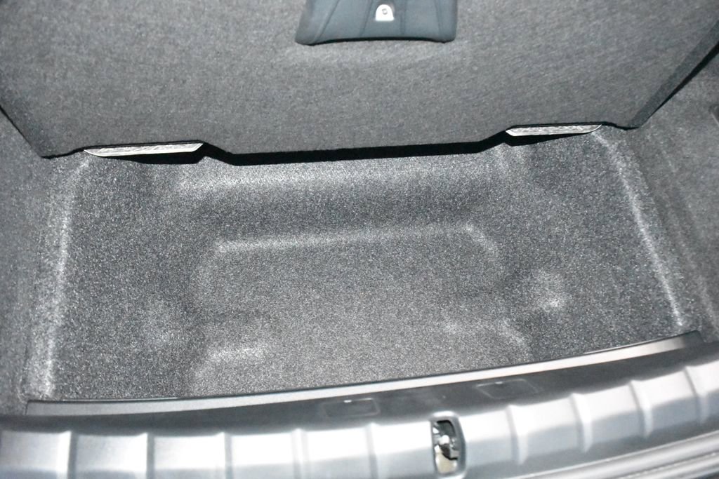 Certified 2024 BMW i7 xDrive60 image 24