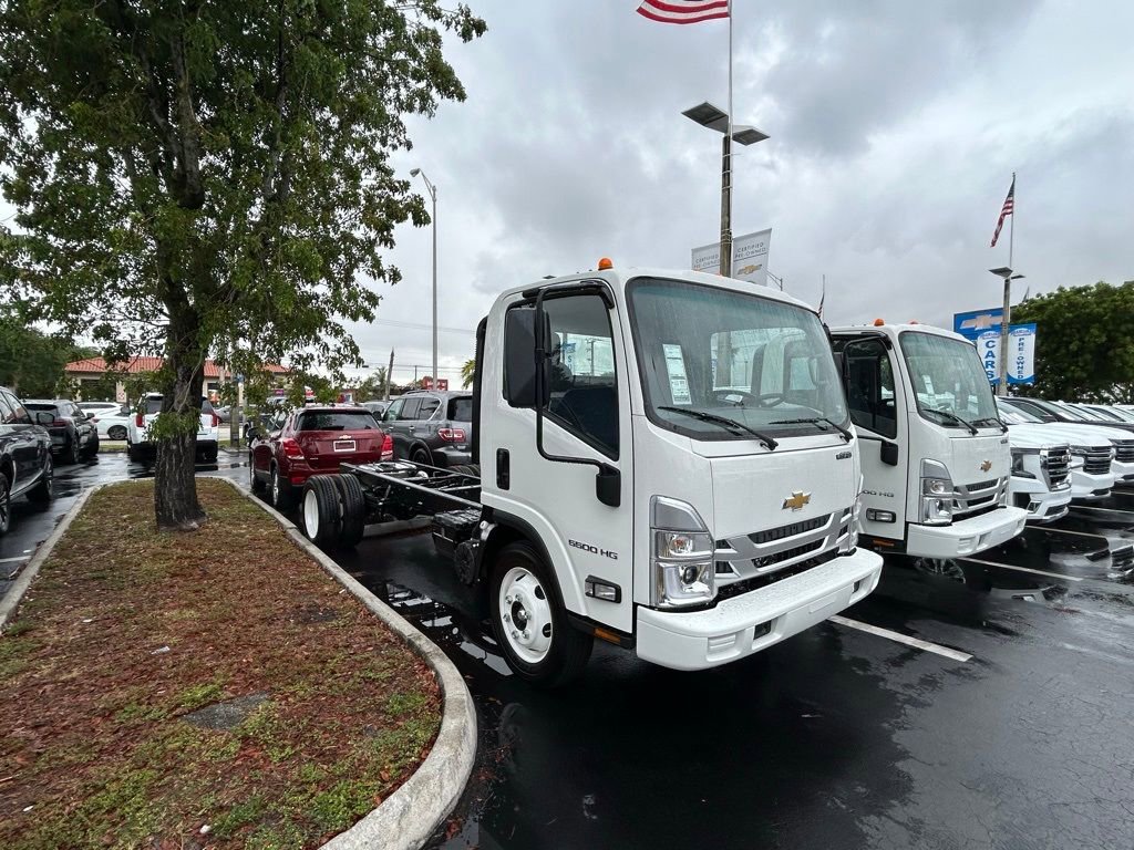 New 2025 Chevrolet Low Cab Forward 5500HG image 2