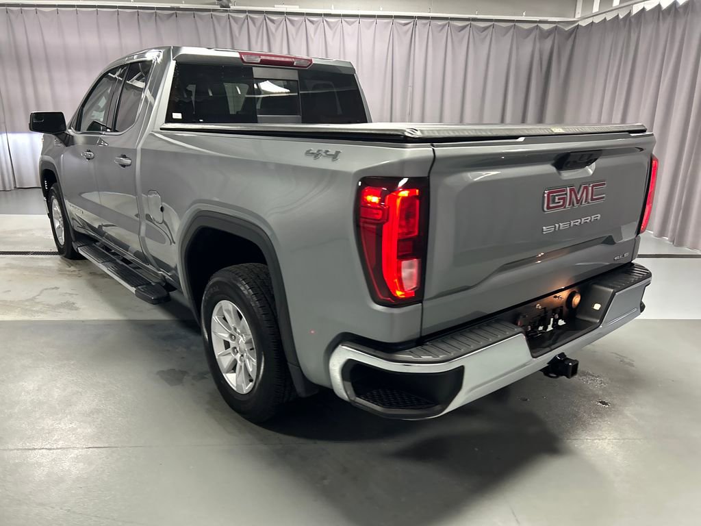 Used 2023 GMC Sierra 1500 SLE w/ Preferred Package image 5