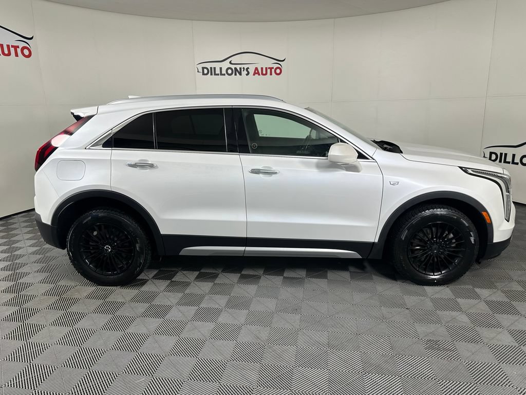 Used 2019 Cadillac XT4 Premium Luxury w/ Trailering Package AWD/4WD image 9