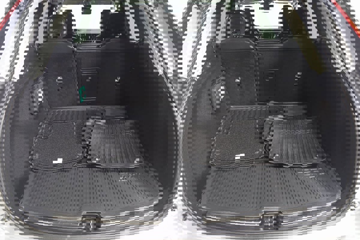 Used 2023 Volvo XC60 B5 Plus w/ Climate Package image 48