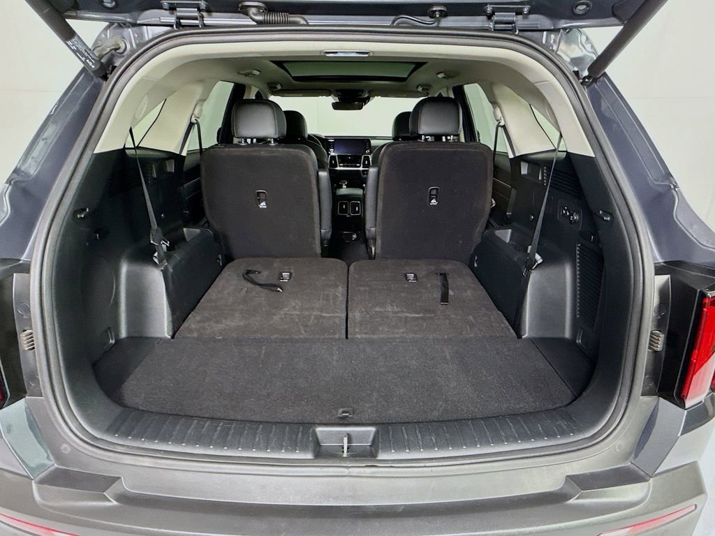 Used 2022 Kia Sorento SX Prestige image 30