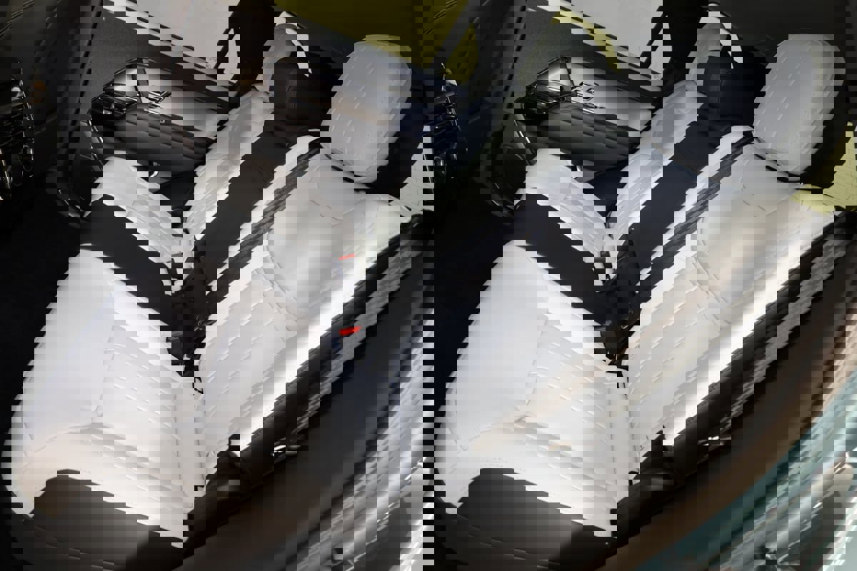 Used 2024 Land Rover Range Rover Sport Dynamic SE image 11