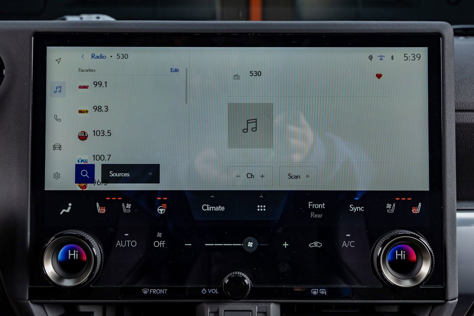 Used 2025 Lexus GX 550 image 25