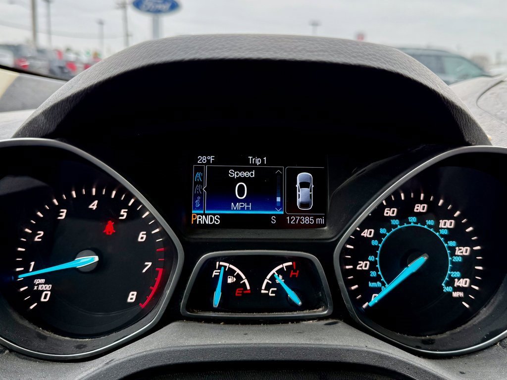 Used 2015 Ford Escape SE w/ Equipment Group 201A image 8