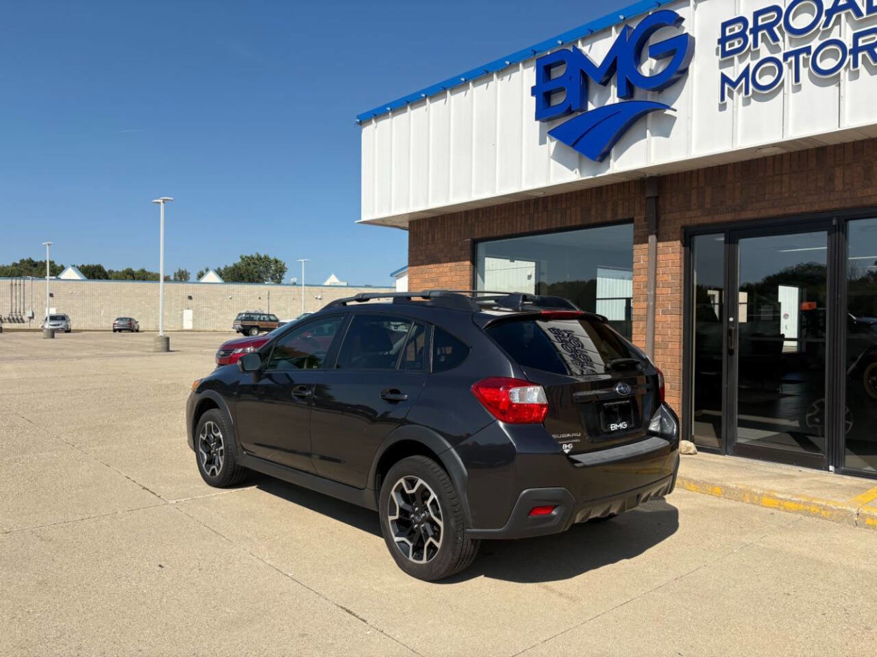 Used 2016 Subaru Crosstrek 2.0i Limited image 4