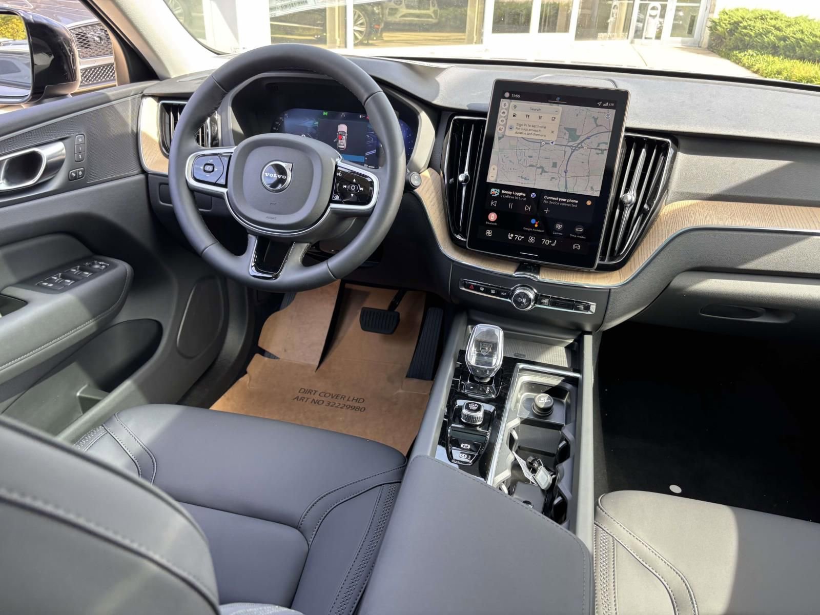 New 2026 Volvo XC60 B5 Plus w/ Protection Package Premier image 29