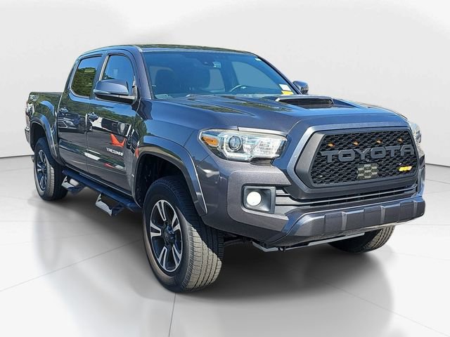 Used 2018 Toyota Tacoma TRD Sport w/ Technology Package AWD/4WD image 1