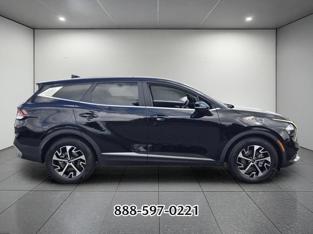 Used 2023 Kia Sportage EX FWD image 6