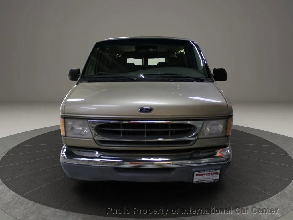Used 2000 Ford E-150 and Econoline 150 image 10