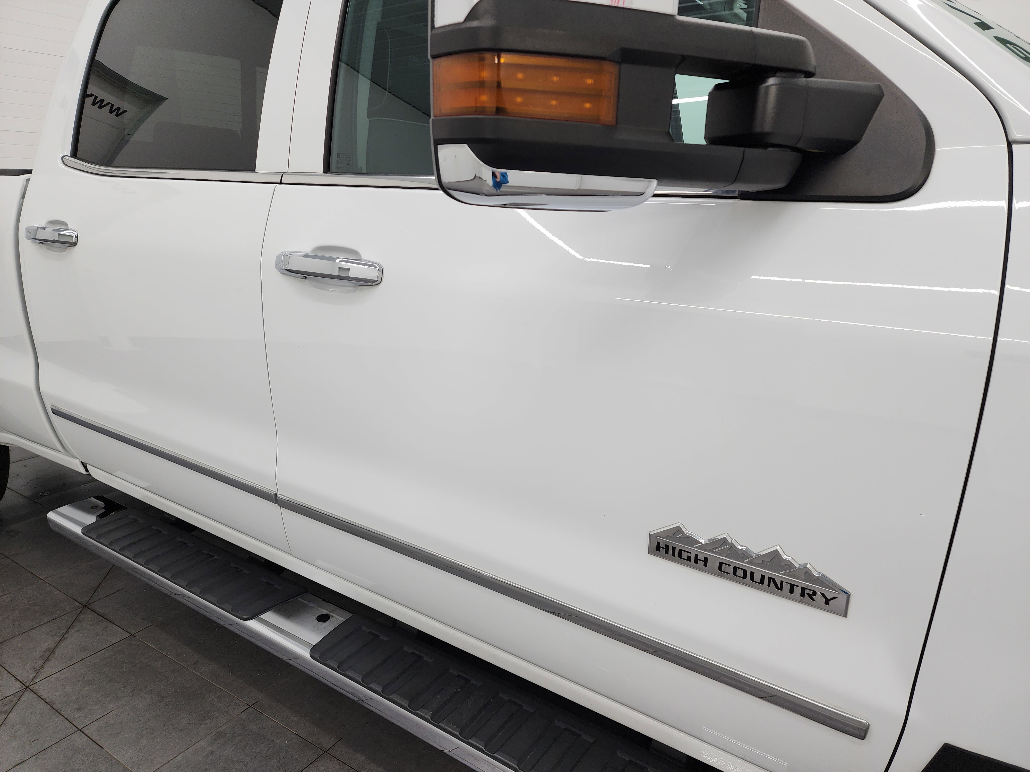 Used 2018 Chevrolet Silverado 3500 High Country w/ Duramax Plus Package image 23