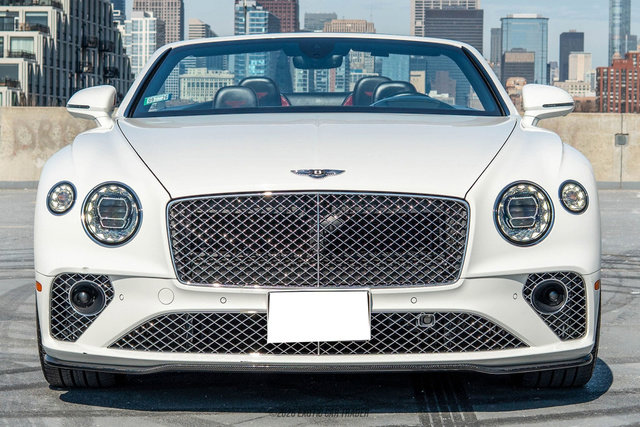 Used 2020 Bentley Continental GT V8 image 13