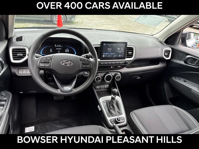 New 2026 Hyundai Venue SEL FWD image 6