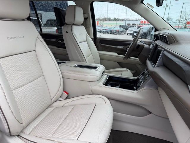 Used 2021 GMC Yukon XL Denali AWD/4WD image 26