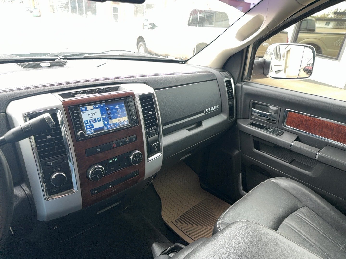 Used 2011 RAM 2500 Laramie w/ Protection Group AWD/4WD image 18