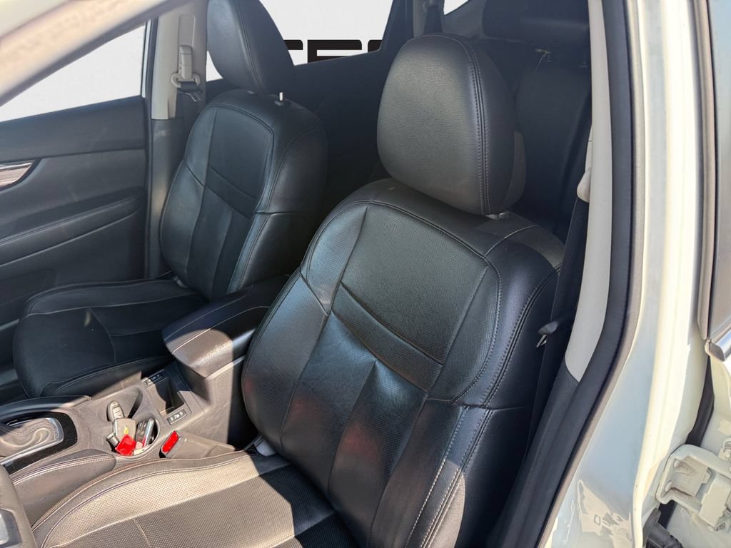Used 2018 Nissan Rogue SL w/ Premium Package FWD image 26