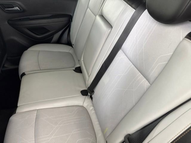 Used 2019 Chevrolet Trax LT w/ Driver Confidence Package FWD image 24