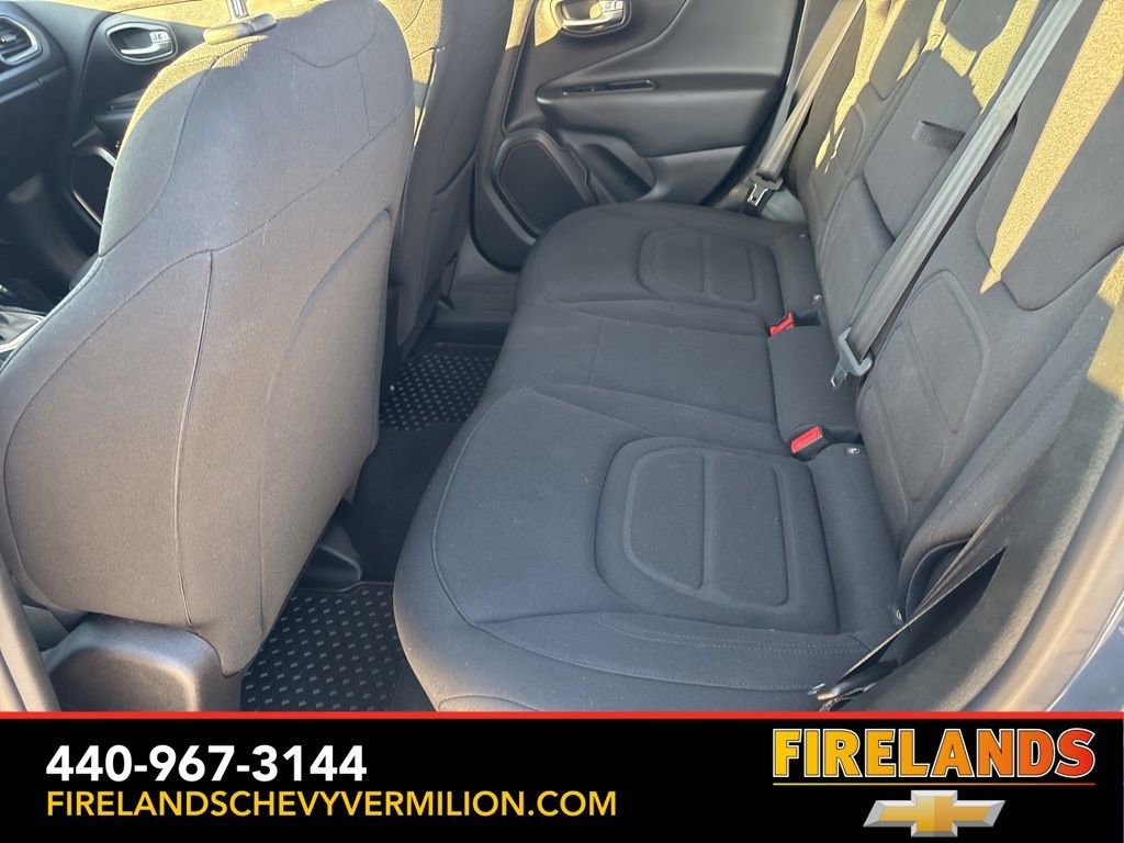 Used 2022 Jeep Renegade Latitude w/ Convenience Group image 37