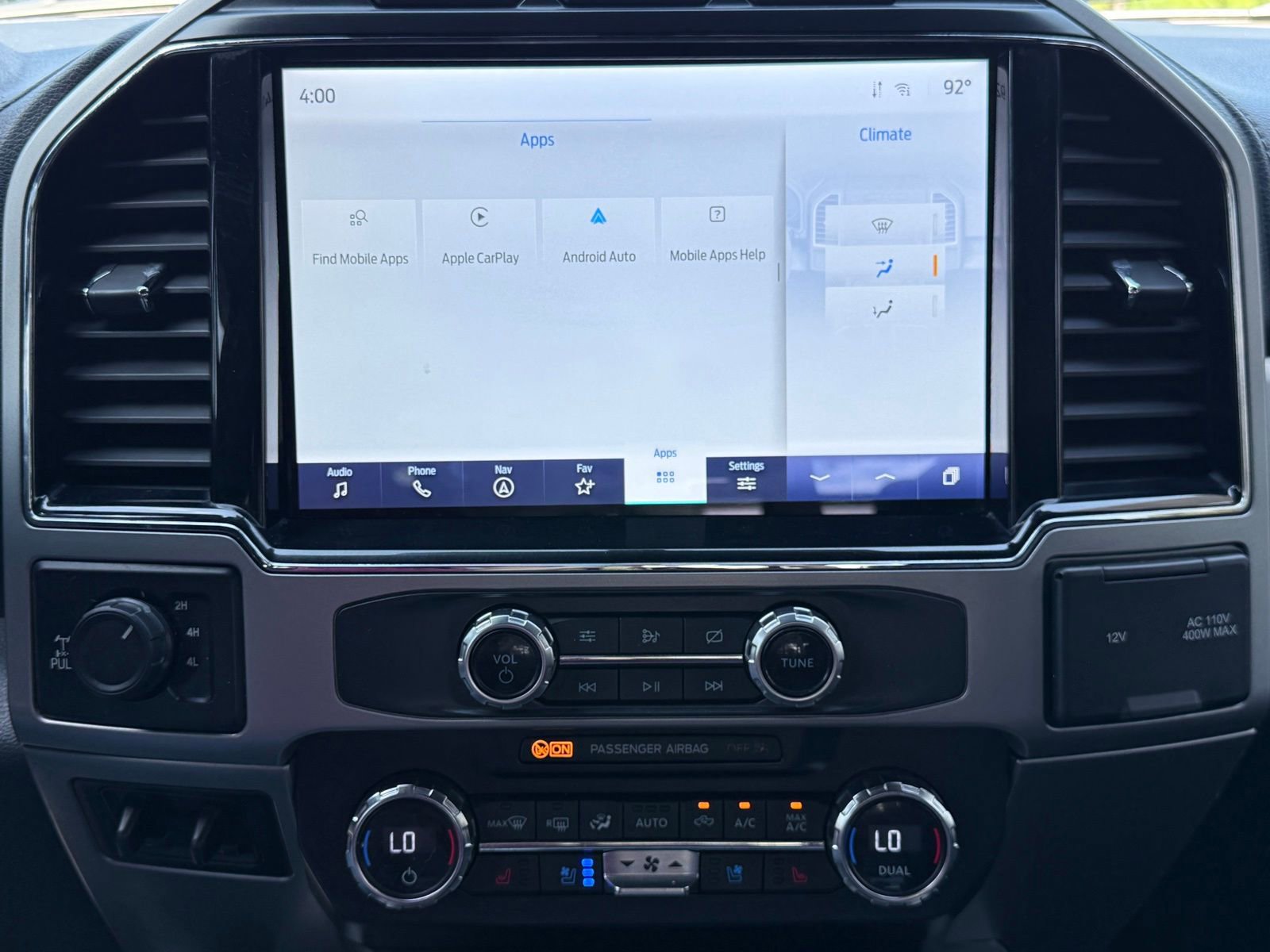 Used 2022 Ford F350 Lariat w/ Black Appearance Package AWD/4WD image 30