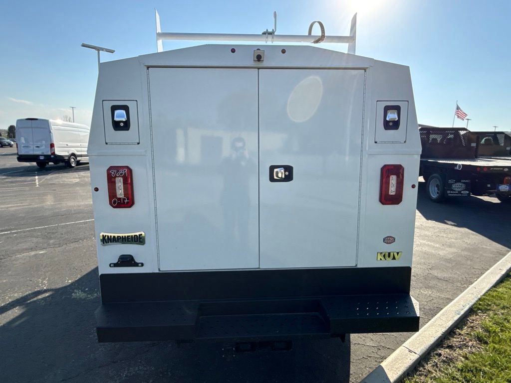 New 2025 Ford E-350 and Econoline 350 Super Duty w/ Power Equipment Group RWD image 9
