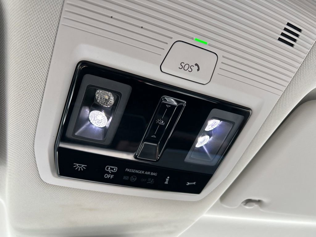 New 2025 Volkswagen ID. Buzz Pro S Plus image 31