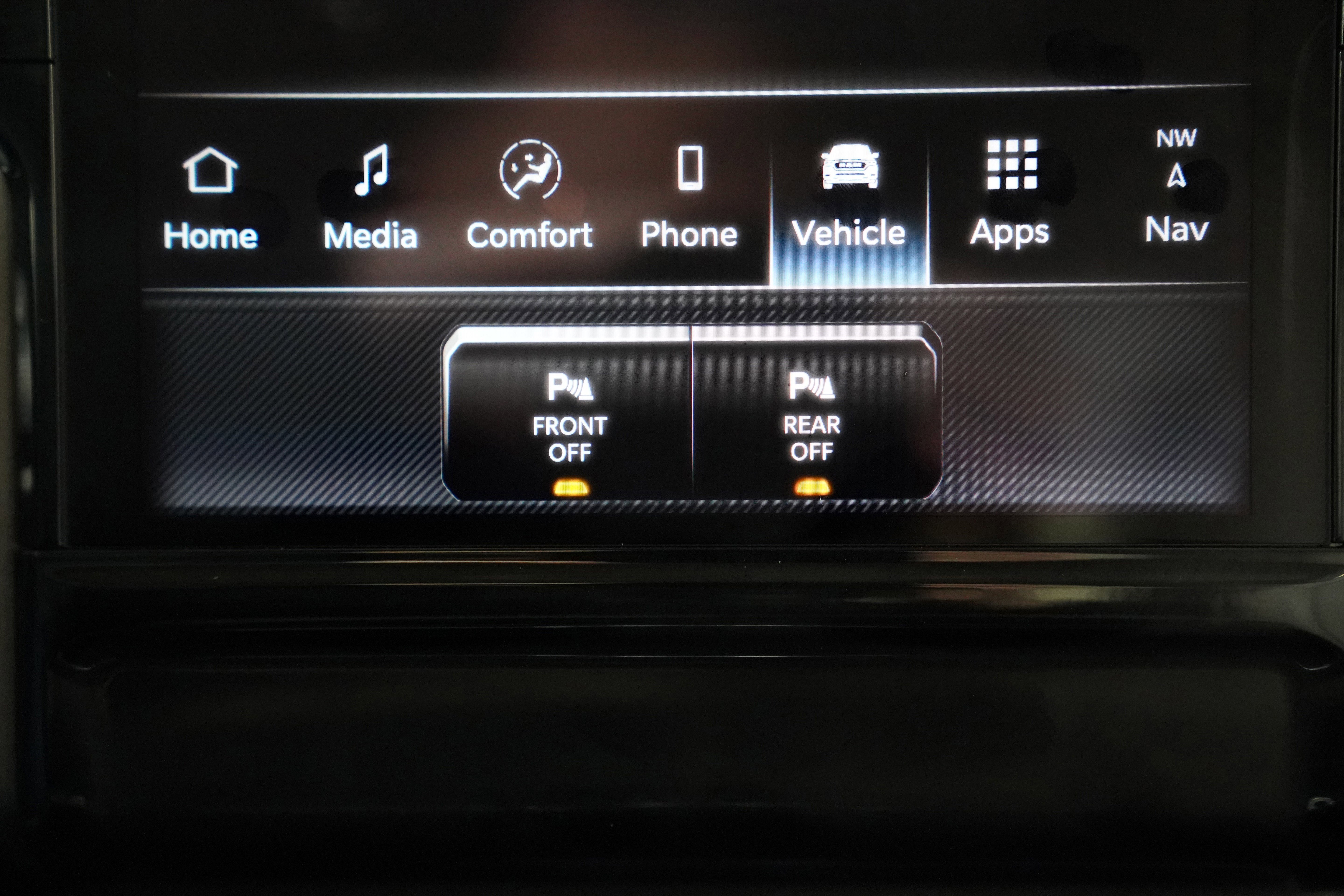 New 2026 RAM 1500 Laramie AWD/4WD image 31
