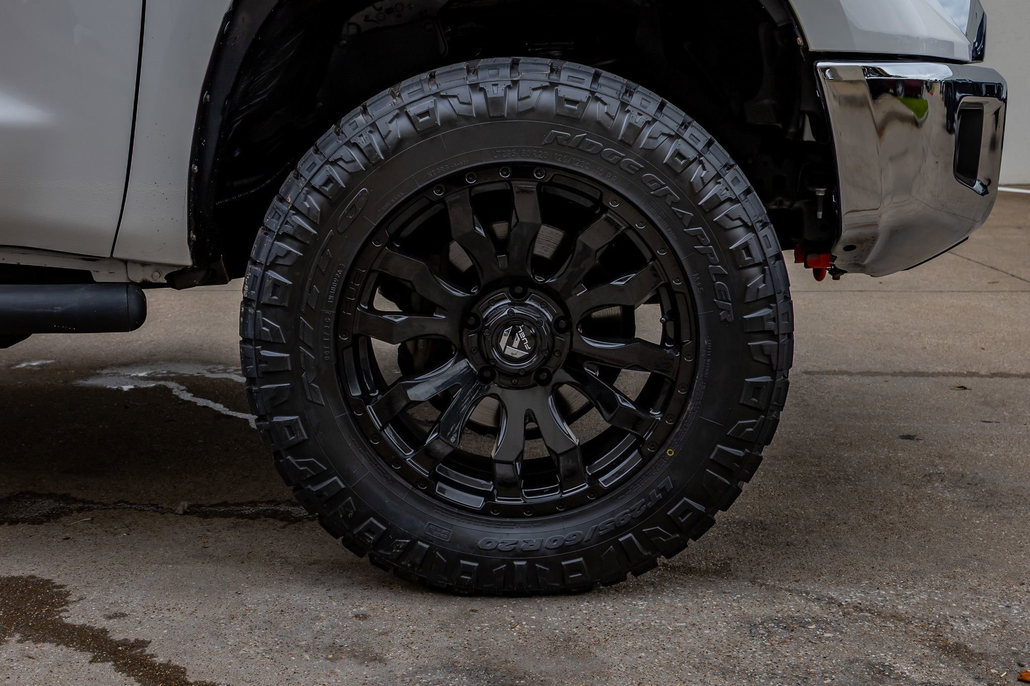 Used 2021 Toyota Tundra SR5 w/ SR5 Upgrade Package AWD/4WD image 12