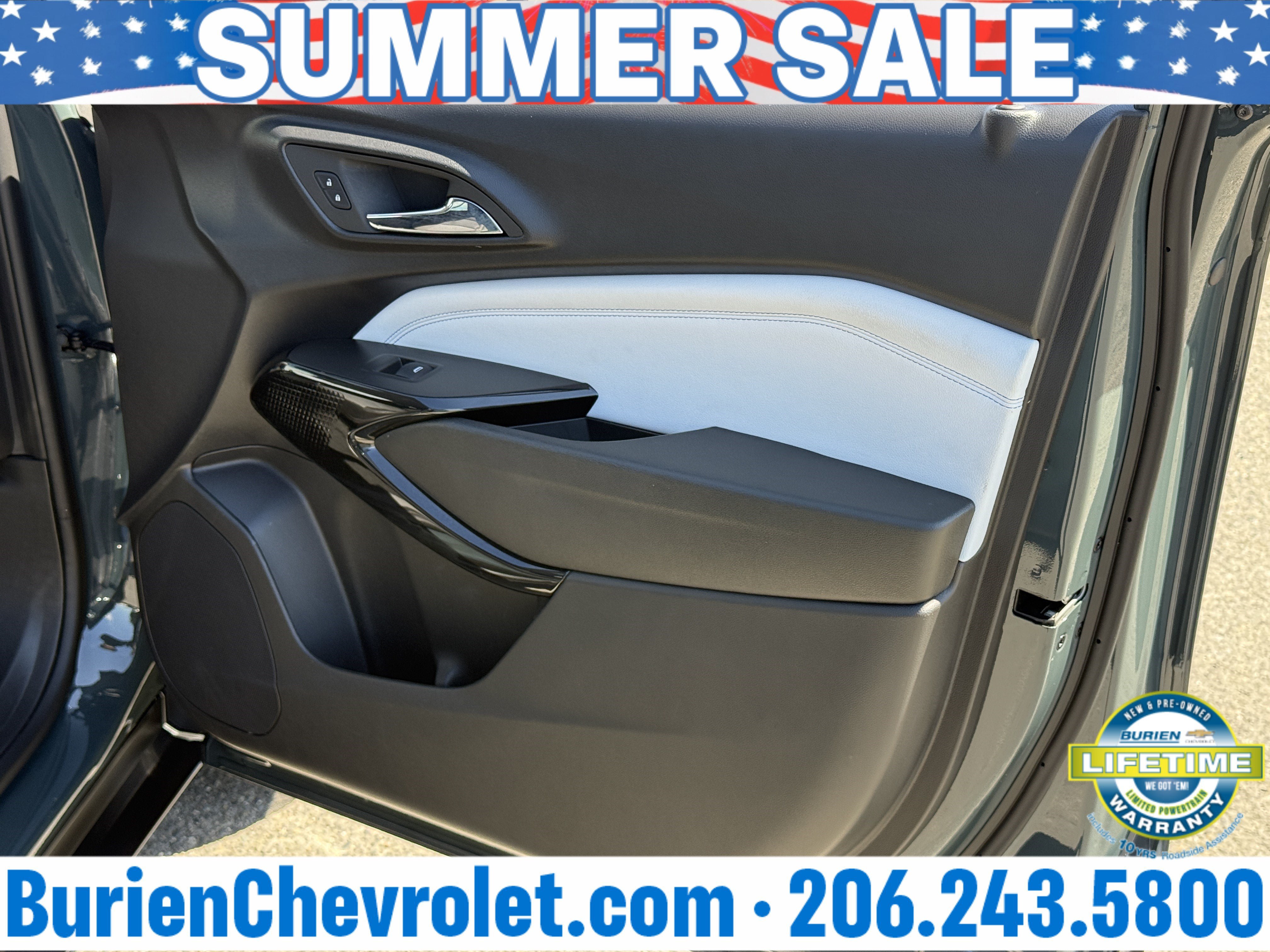 Used 2025 Chevrolet Trax LT FWD image 20